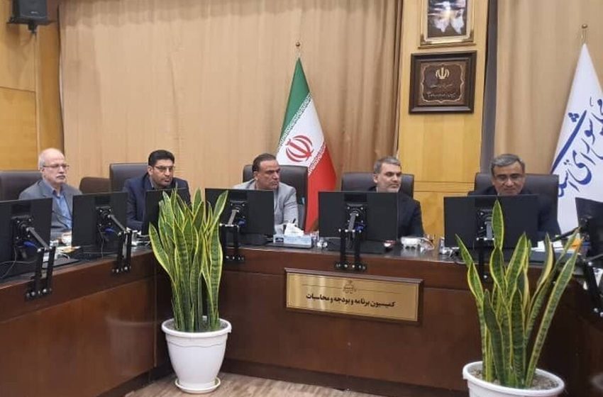  مظفری: با اتحاد از تمامی ظرفیت‌ها برای توسعه استان بهره ببریم